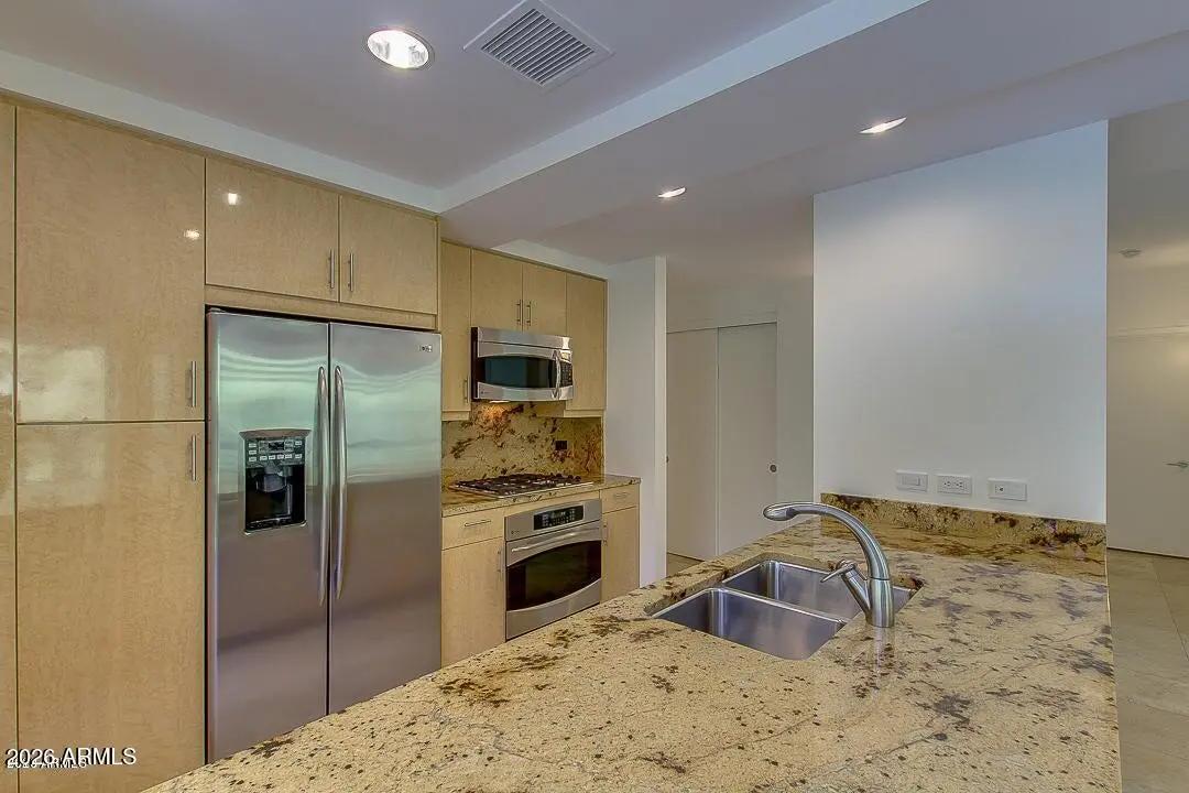 Real Estate Picture 5