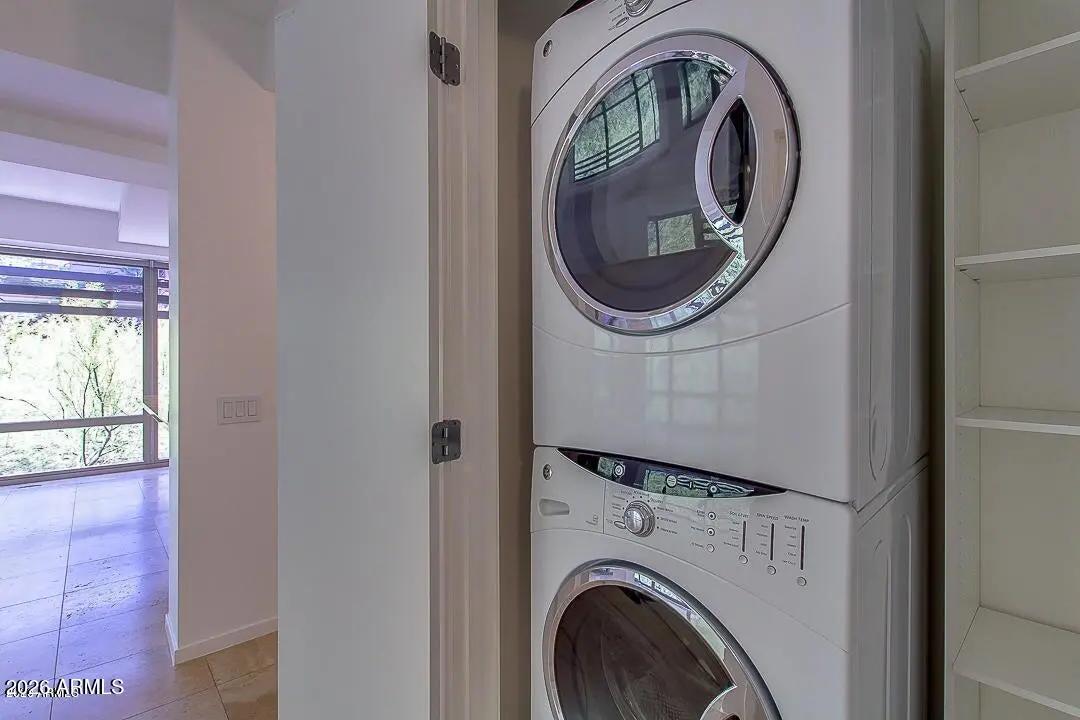 Real Estate Picture 14