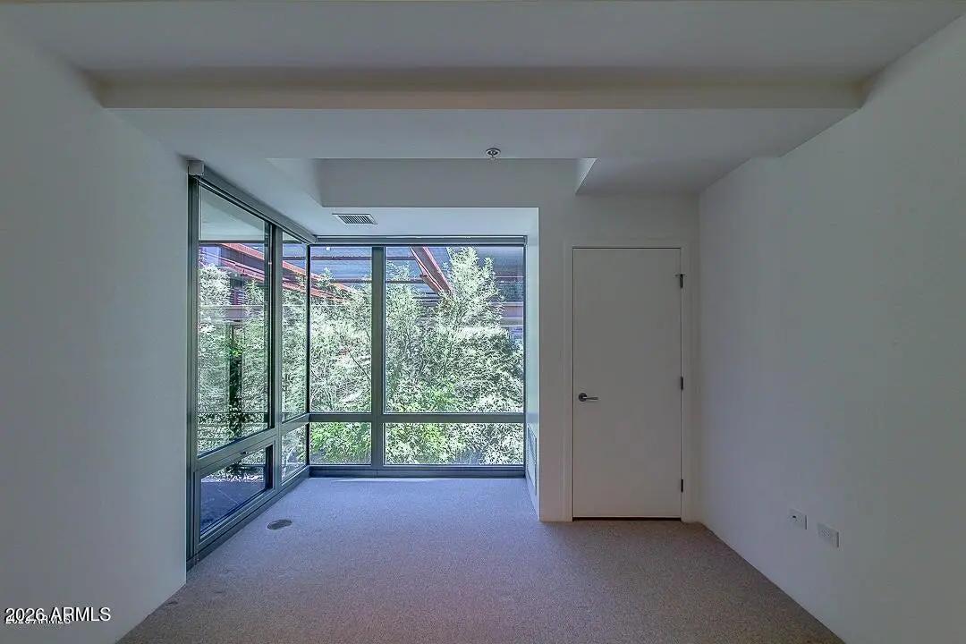 Real Estate Picture 19
