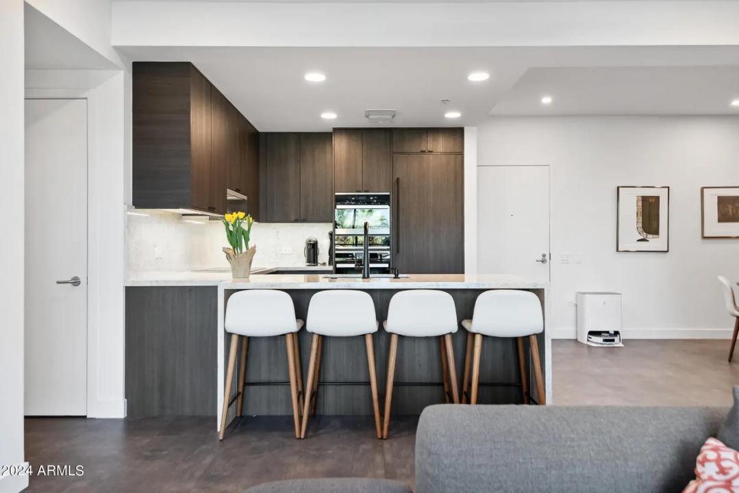 Real Estate Picture 2
