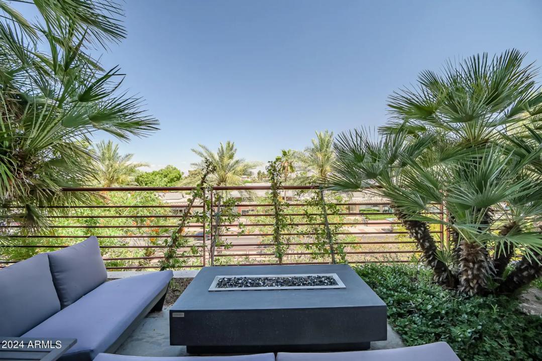 Real Estate Picture 20