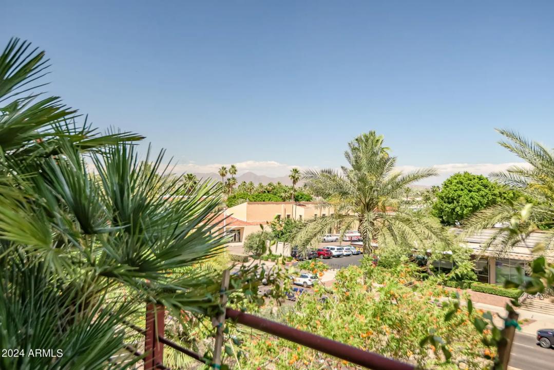 Real Estate Picture 21