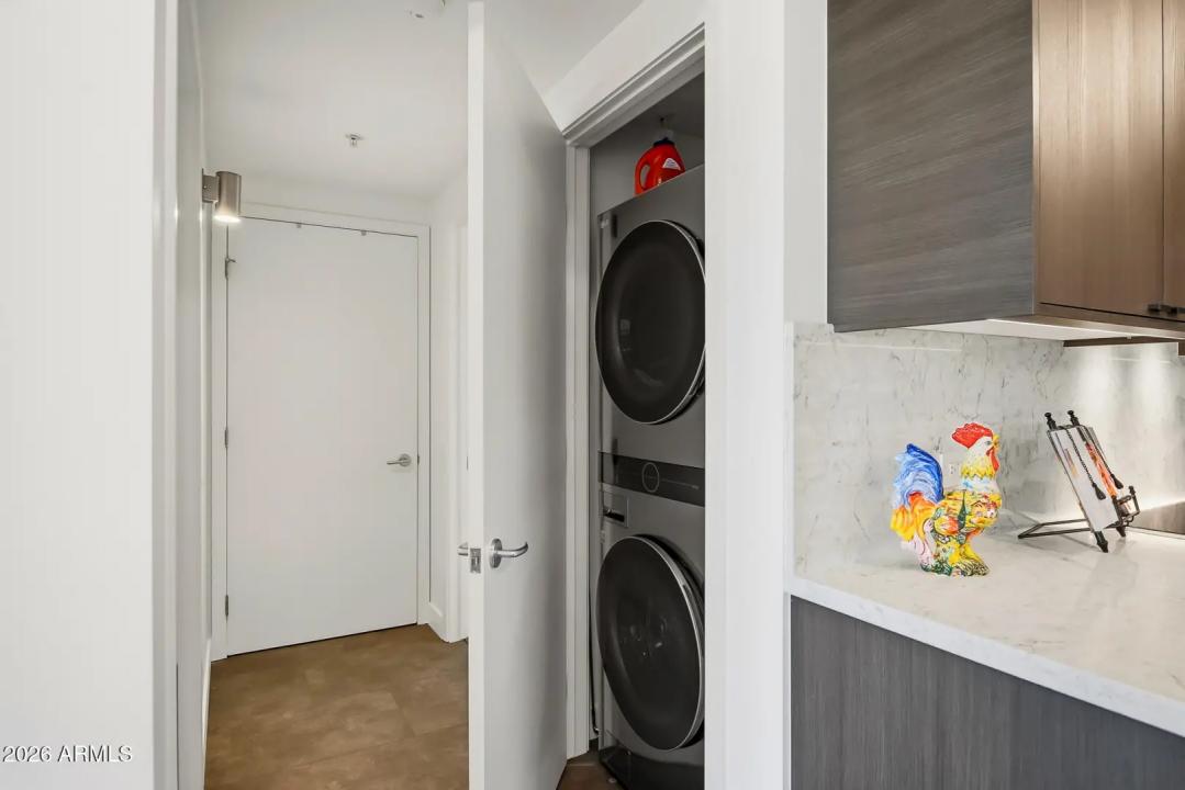 Real Estate Picture 39