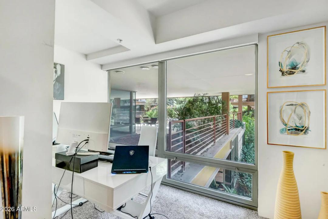 Real Estate Picture 18