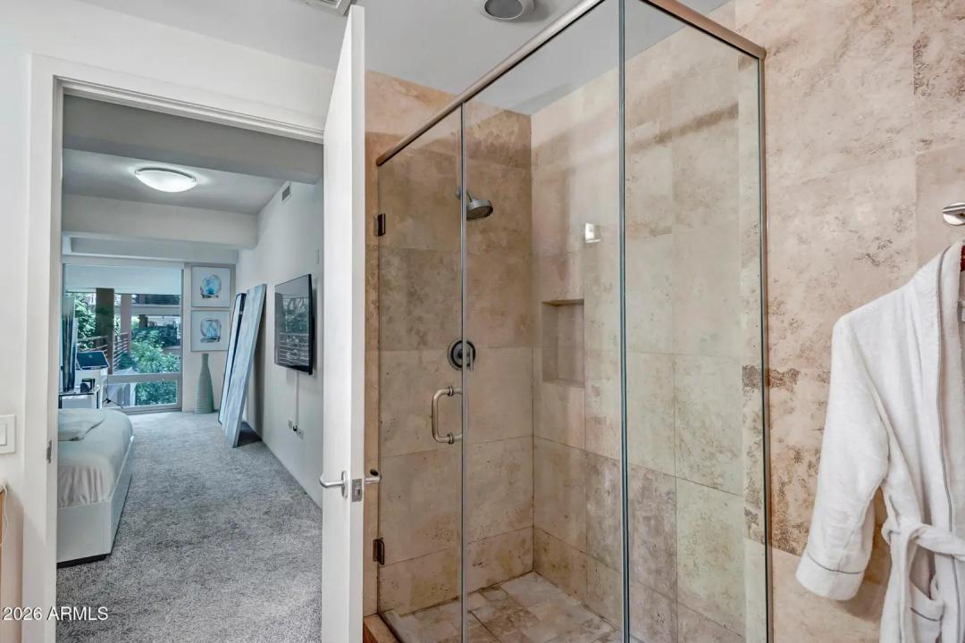 Real Estate Picture 21