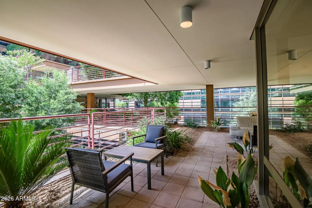Real Estate Picture 23