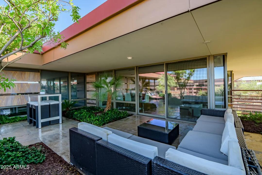 Real Estate Picture 9