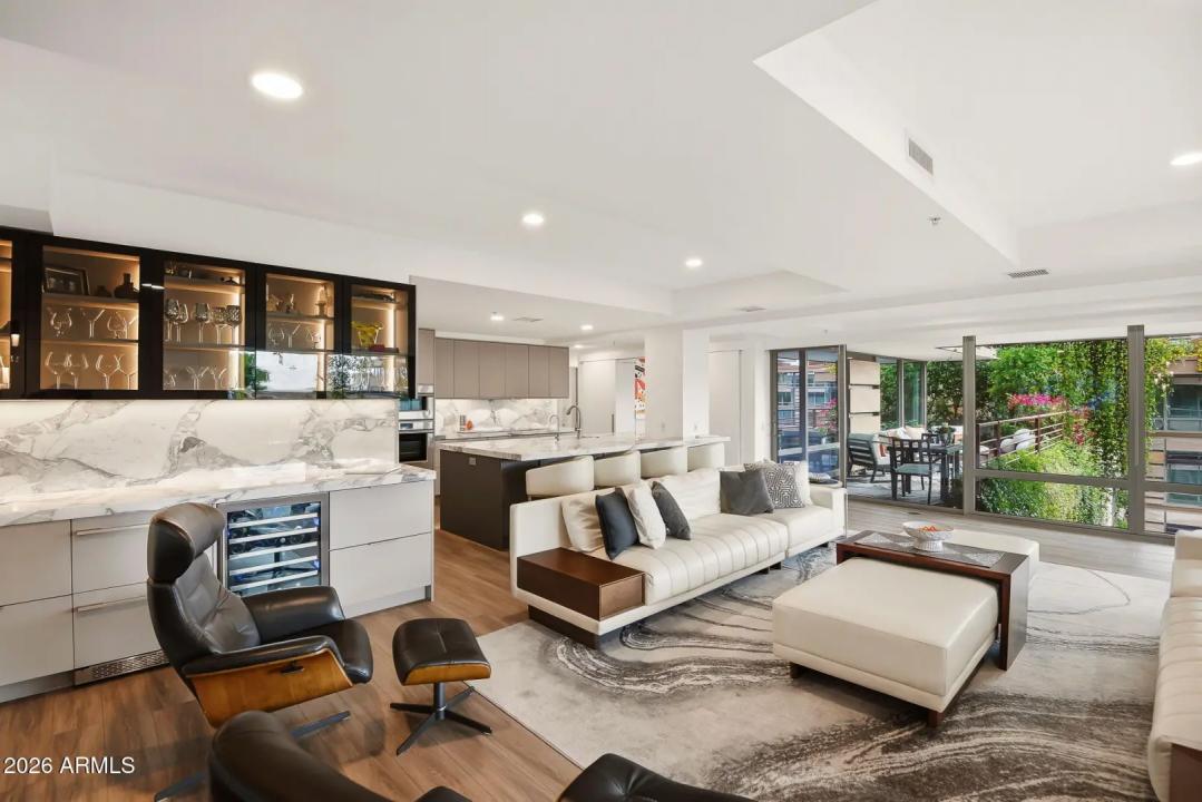 Real Estate Picture 13