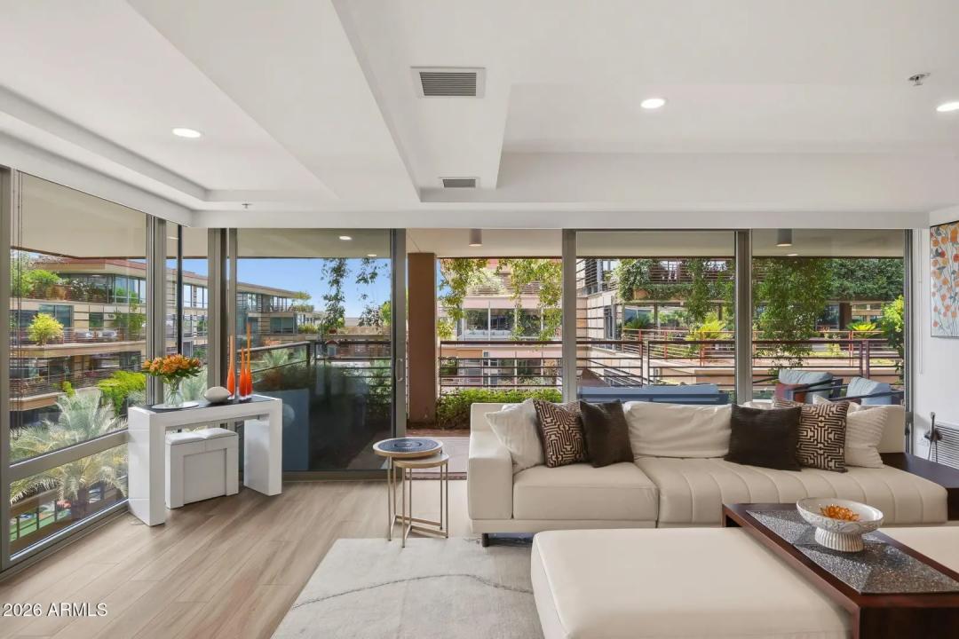 Real Estate Picture 26