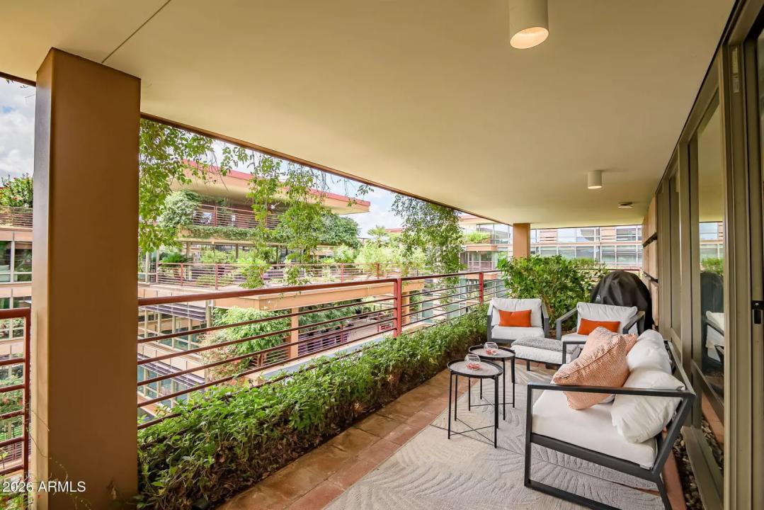 Real Estate Picture 27