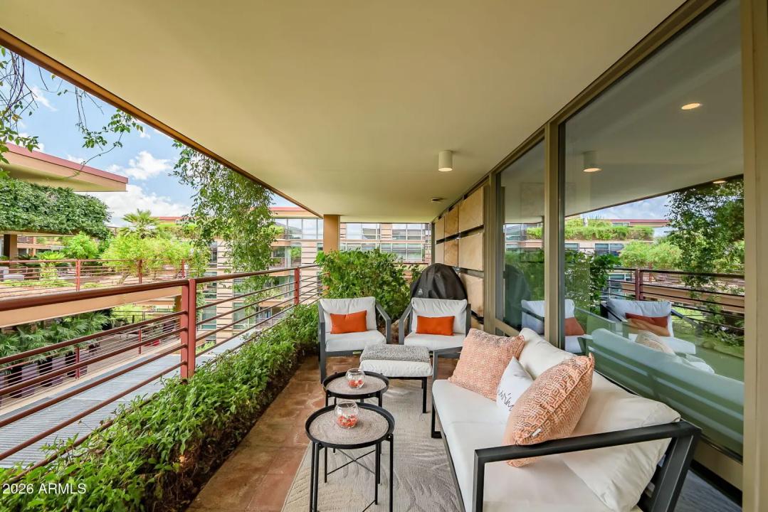 Real Estate Picture 28
