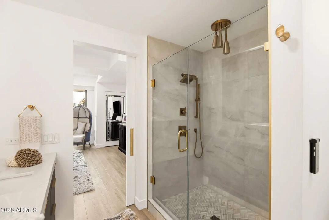 Real Estate Picture 41