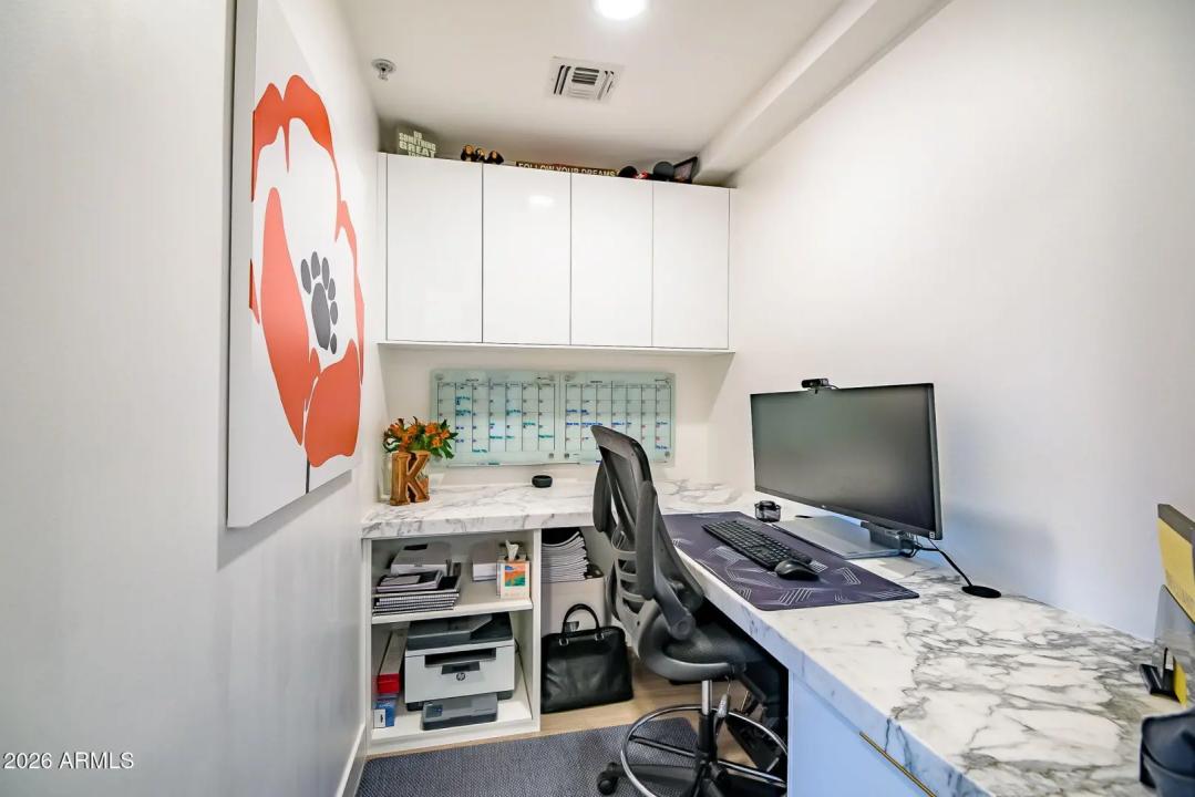 Real Estate Picture 53
