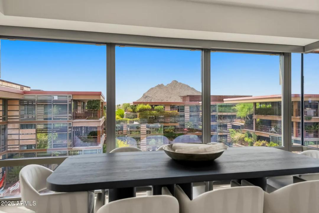 Real Estate Picture 9