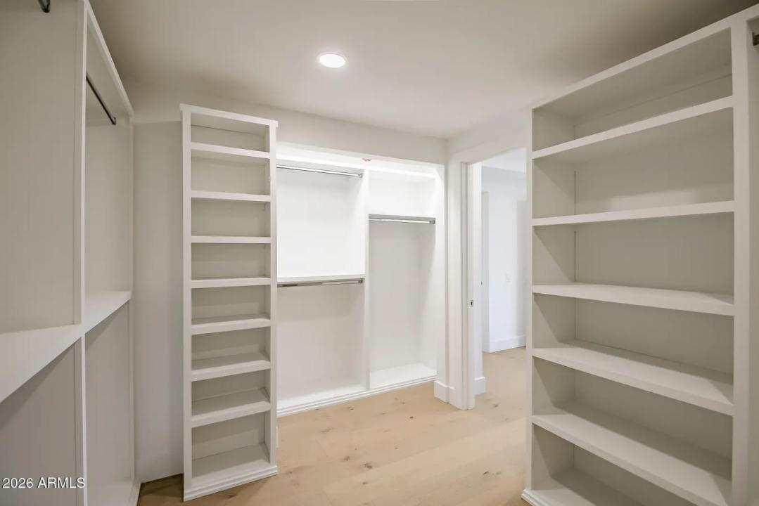Real Estate Picture 15