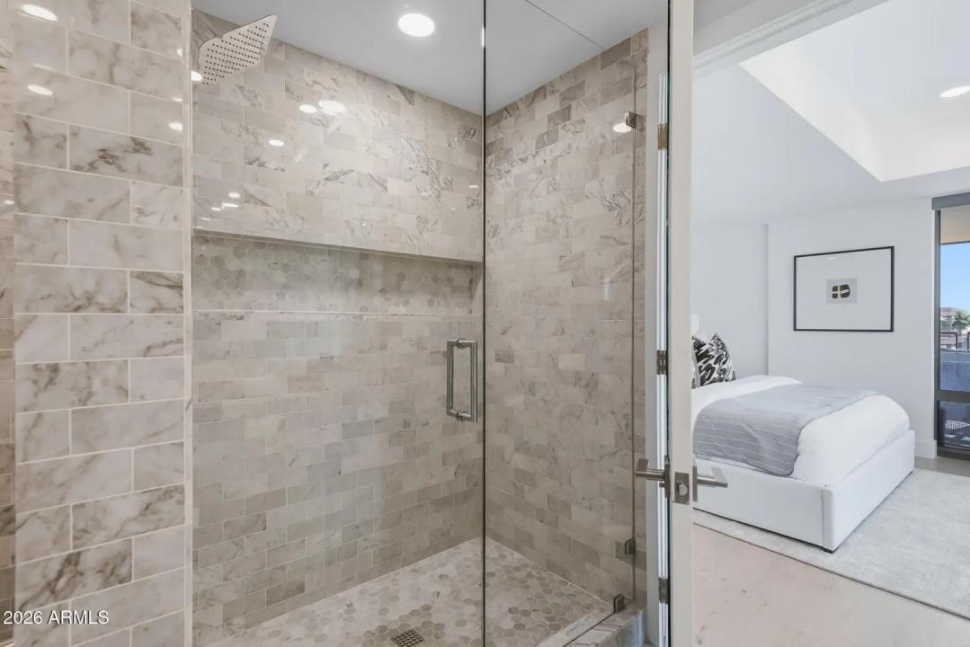 Real Estate Picture 20