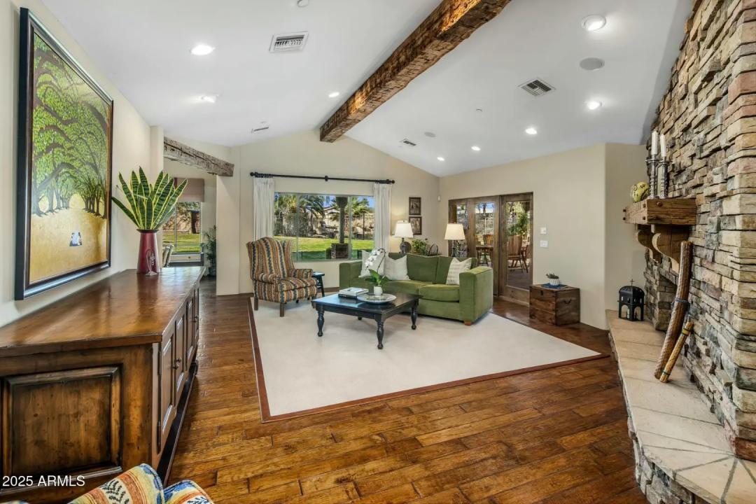 Real Estate Picture 21
