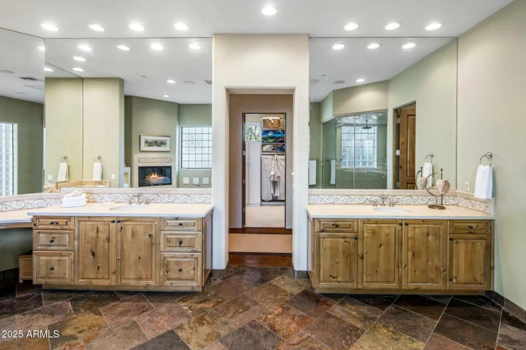 Real Estate Picture 31