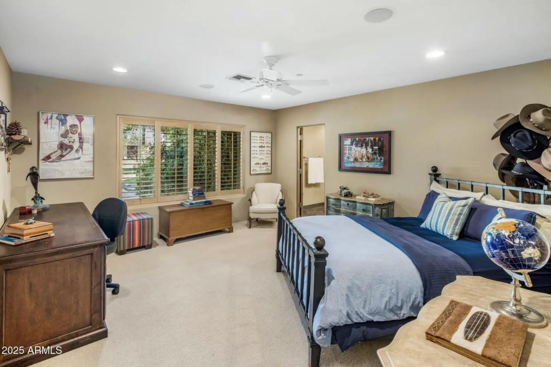 Real Estate Picture 32