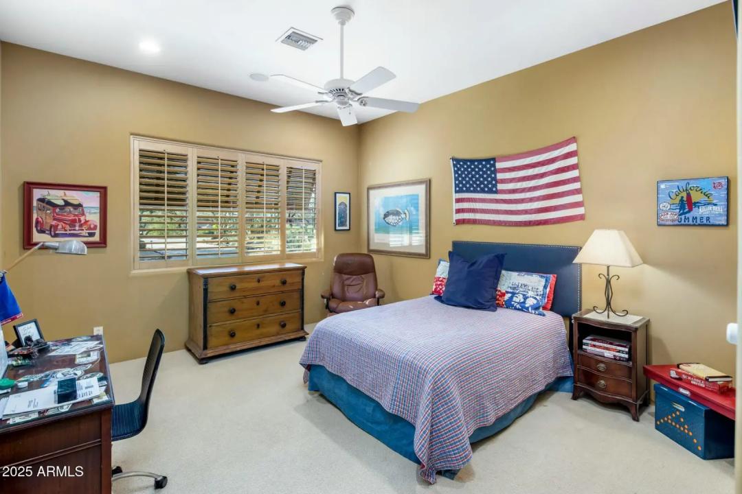 Real Estate Picture 35