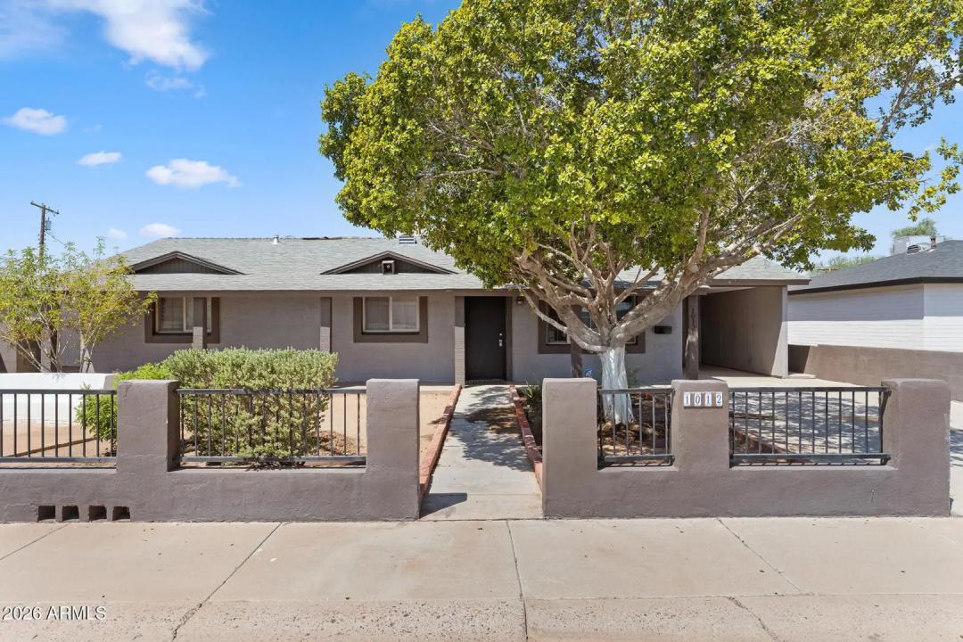Real Estate Picture 1