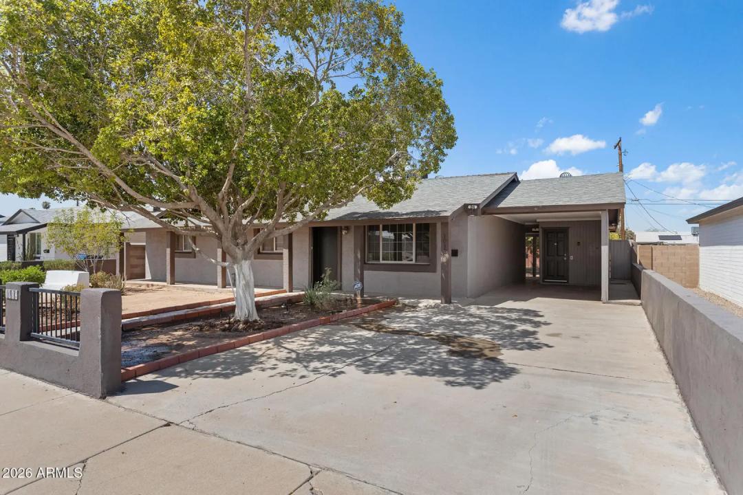 Real Estate Picture 2