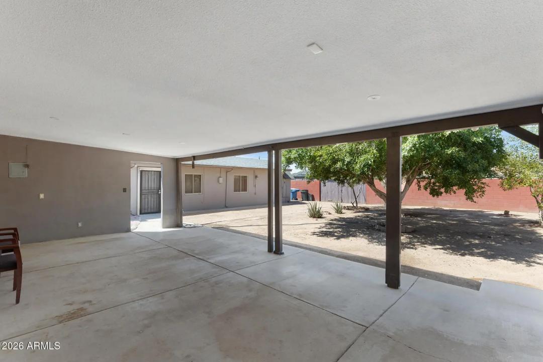 Real Estate Picture 29