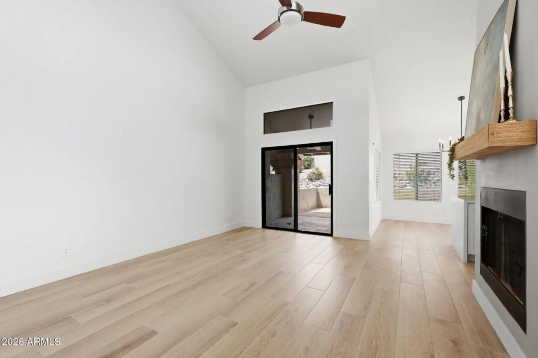 Real Estate Picture 6