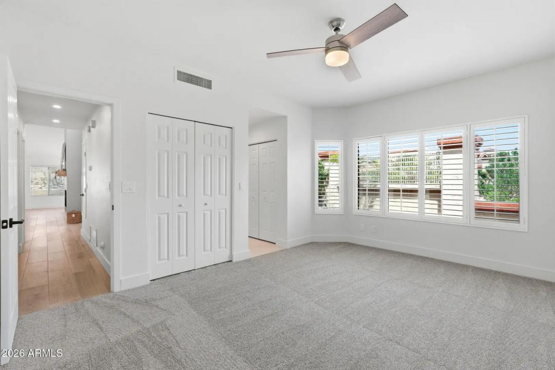 Real Estate Picture 16