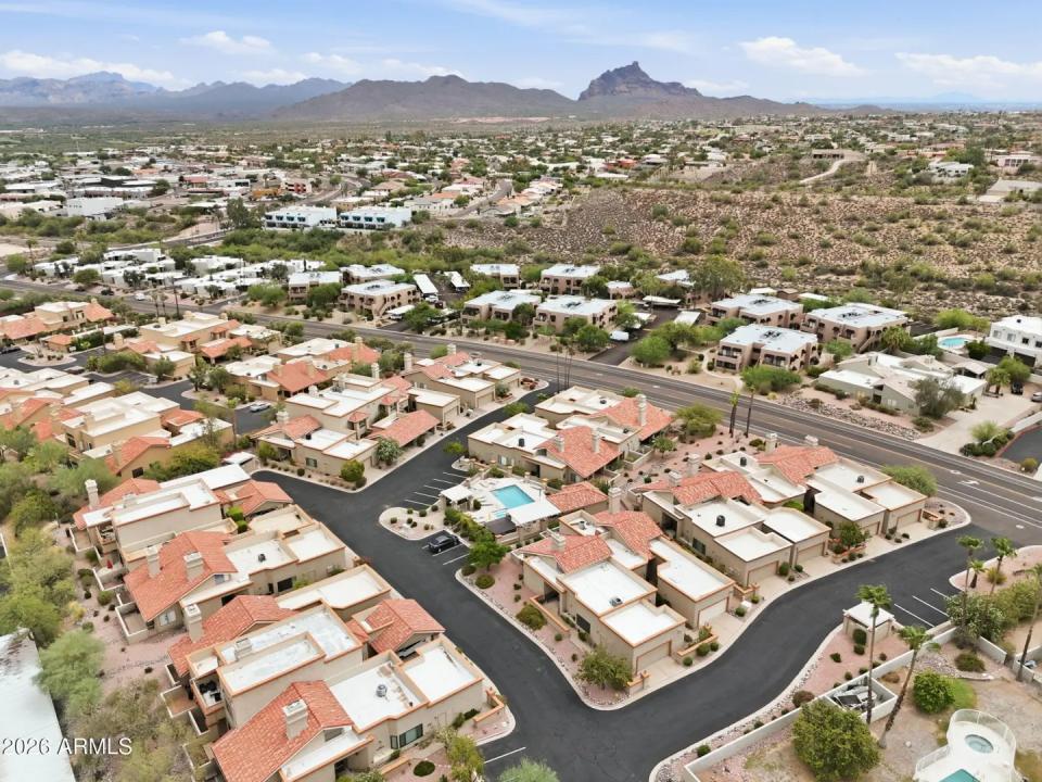 Real Estate Picture 39
