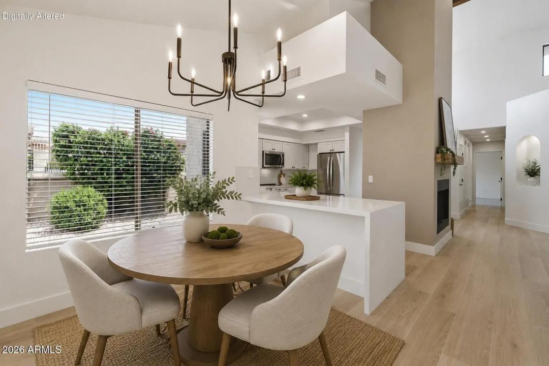 Real Estate Picture 11