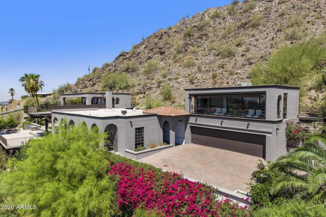 6900 N HIGHLANDS Drive Paradise Valley AZ 85253