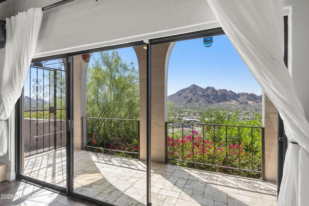 Real Estate Picture 9