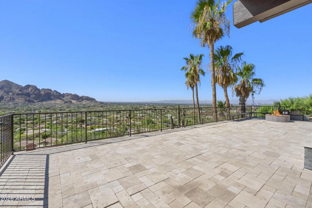 Real Estate Picture 18