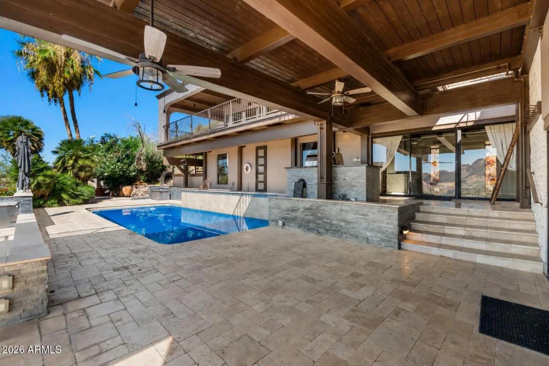 Real Estate Picture 19