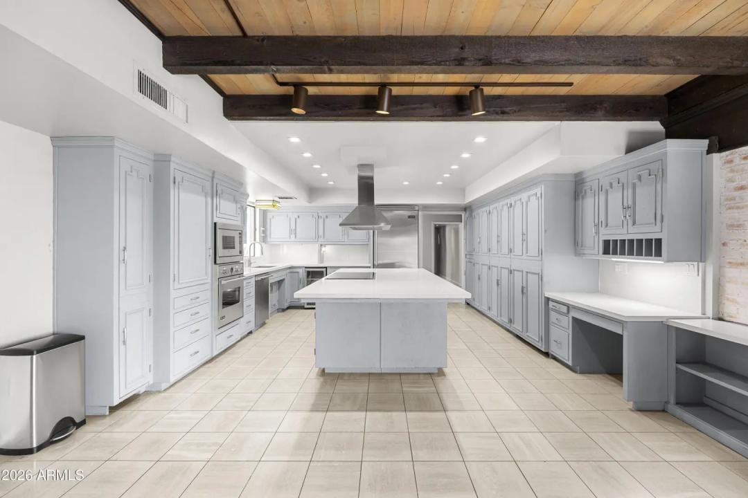 Real Estate Picture 27