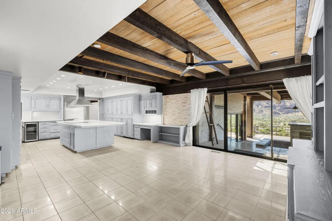 Real Estate Picture 28