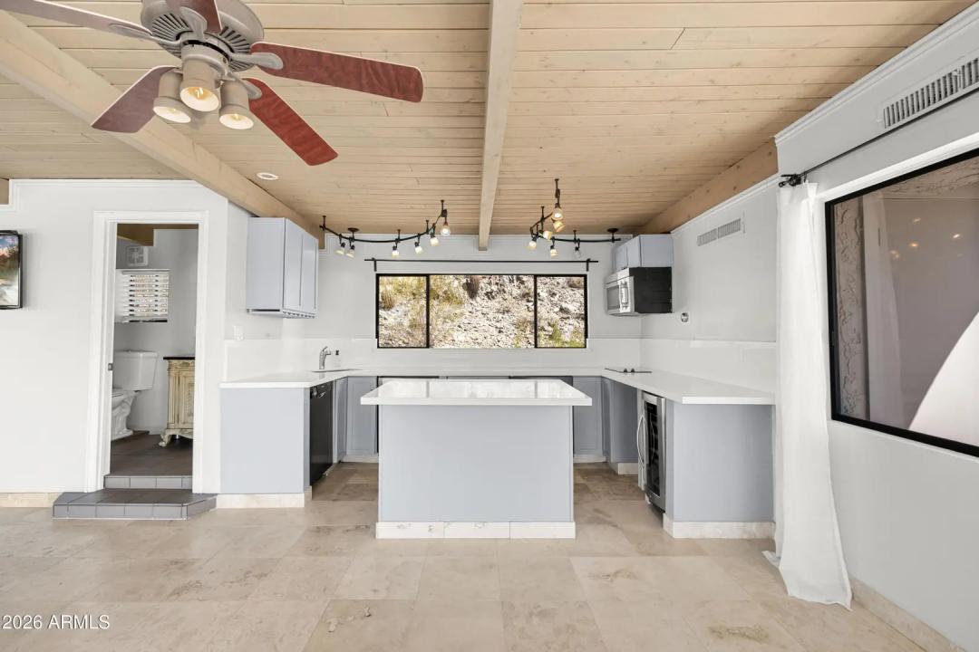 Real Estate Picture 36