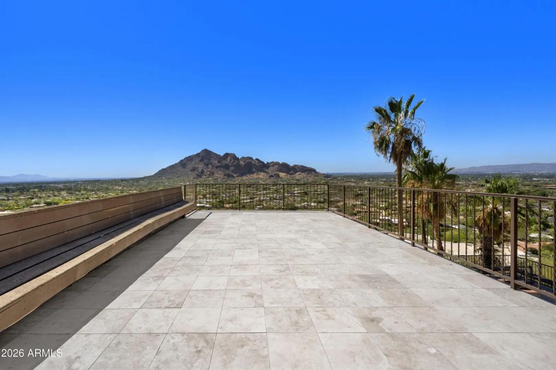 Real Estate Picture 42