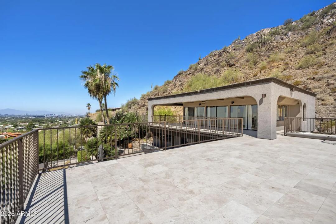 Real Estate Picture 43
