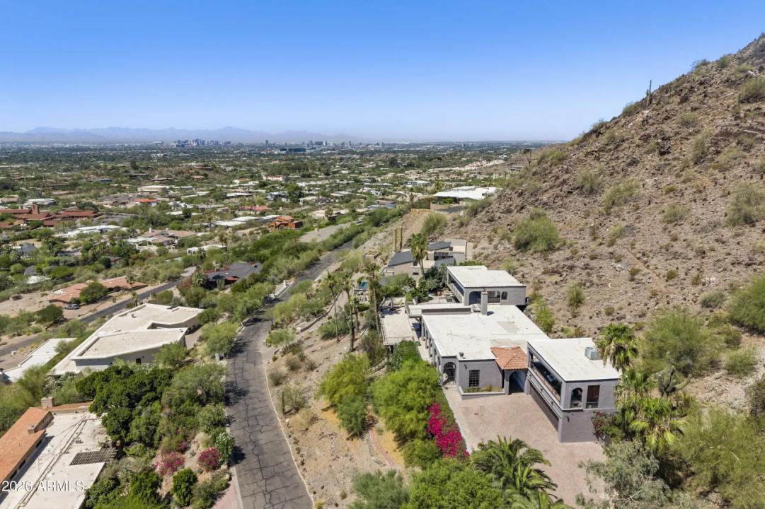 Real Estate Picture 45