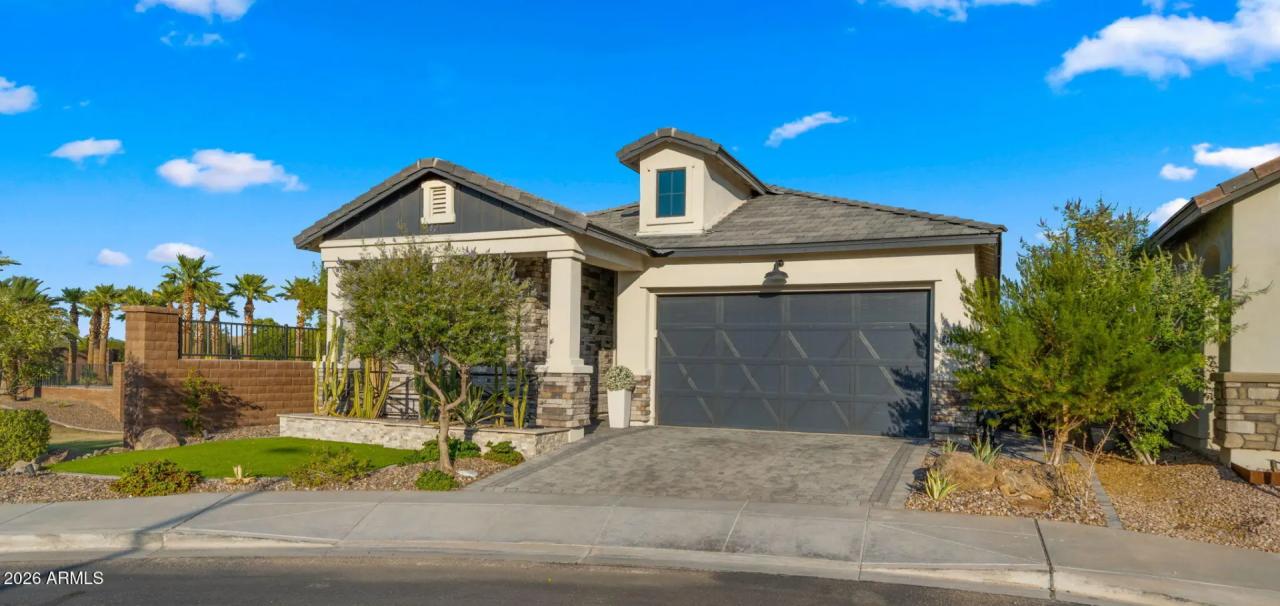 Real Estate Picture 5