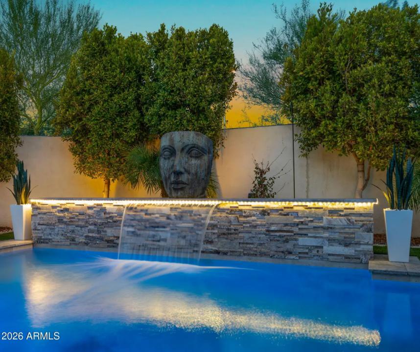 Real Estate Picture 42