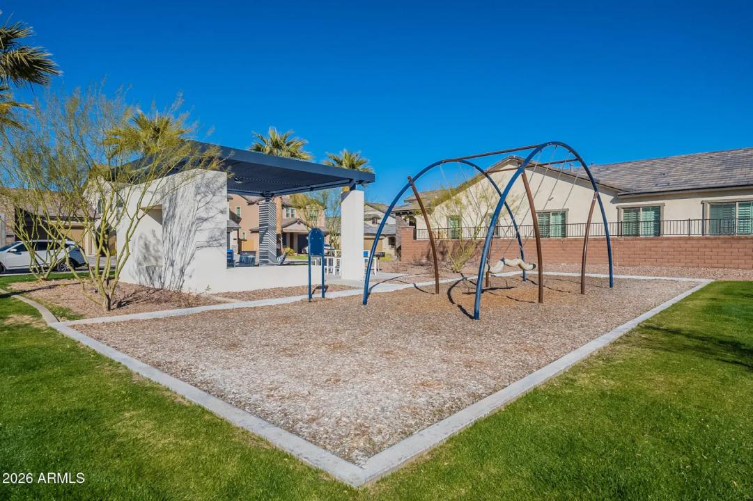 Real Estate Picture 73
