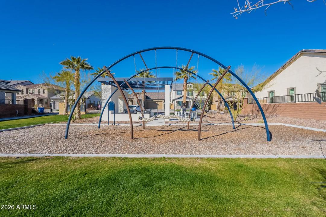 Real Estate Picture 77
