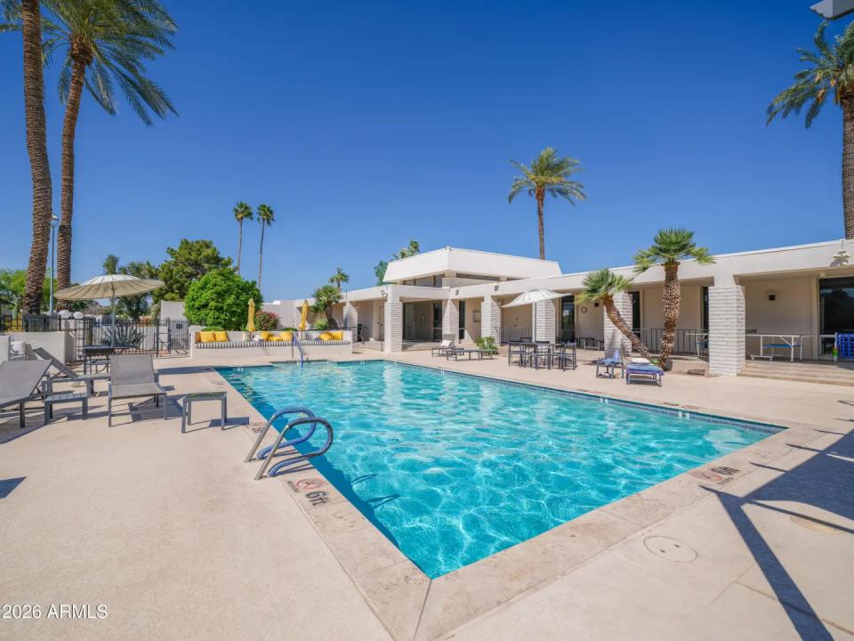 Real Estate Picture 22