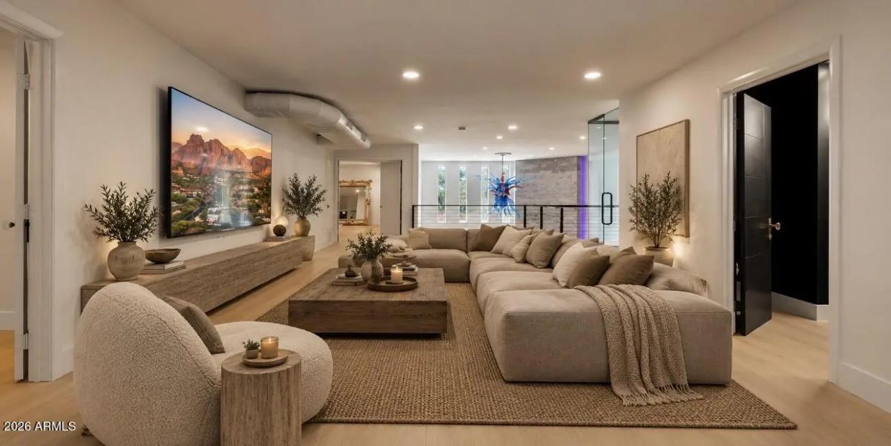Real Estate Picture 18
