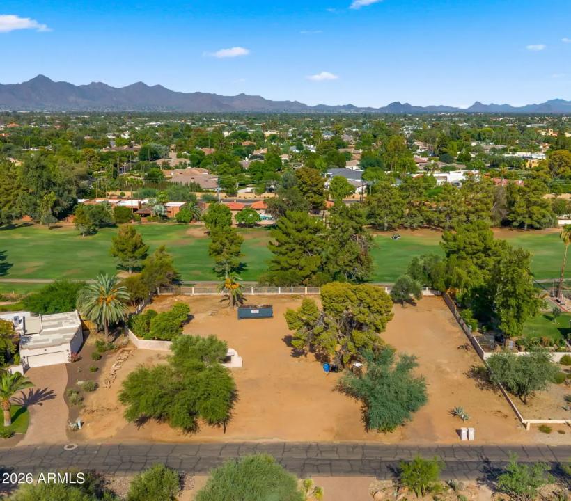 Real Estate Picture 20
