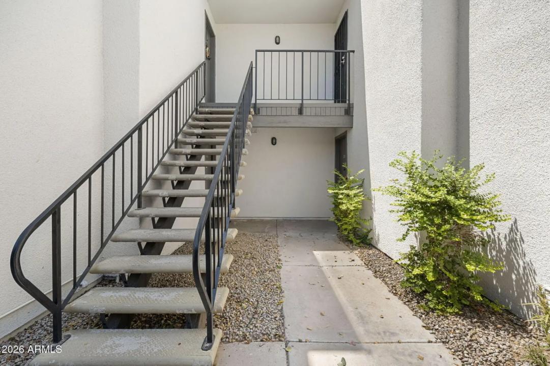 Real Estate Picture 1