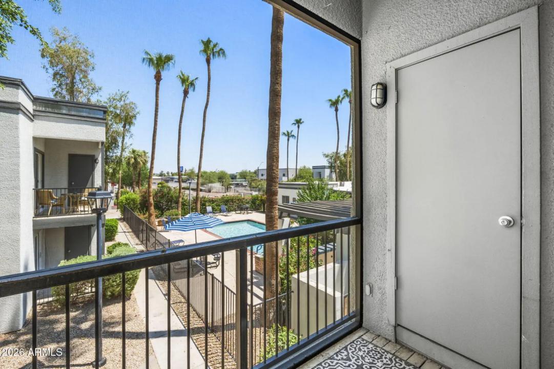 Real Estate Picture 25